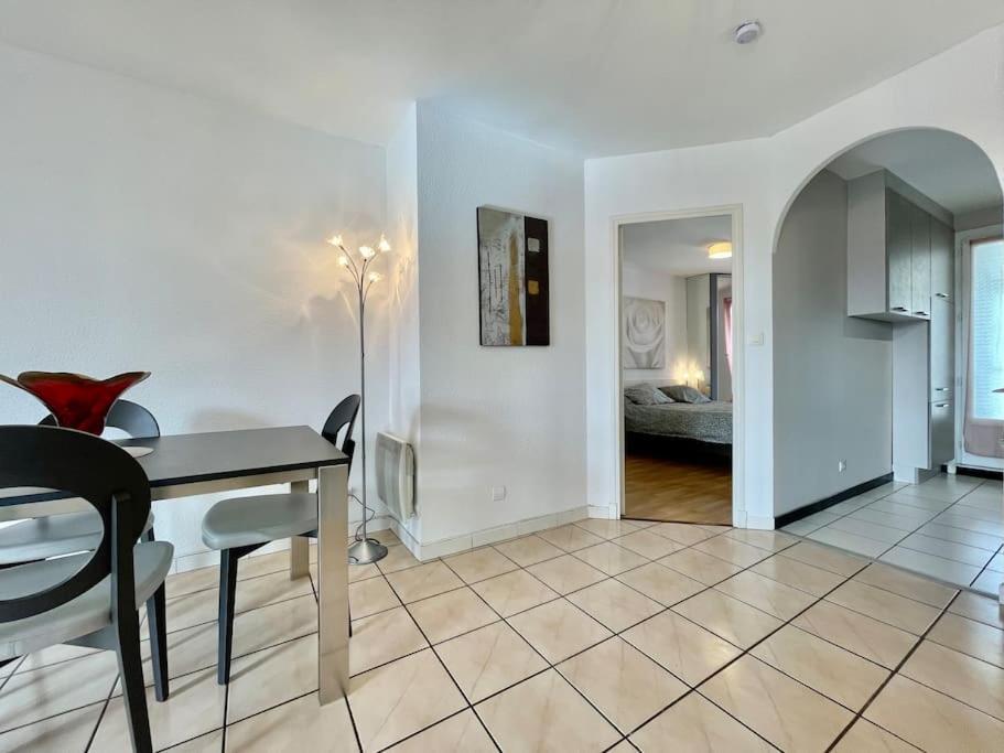 Duplex 70M2 - Vue Cite Medievale - Parking Gratuit Carcassonne Buitenkant foto