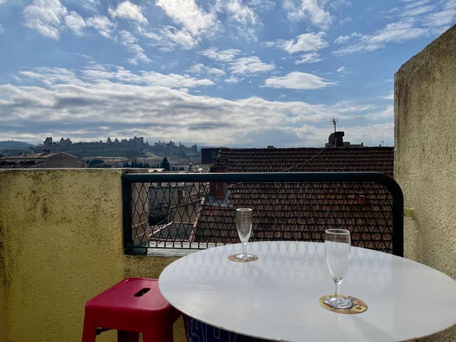 Duplex 70M2 - Vue Cite Medievale - Parking Gratuit Carcassonne Buitenkant foto