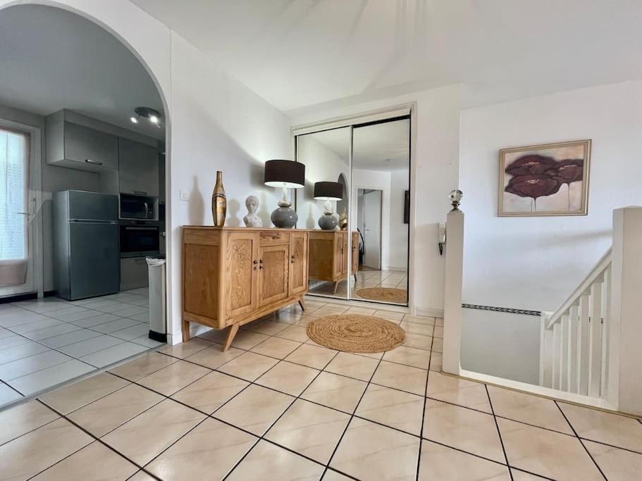 Duplex 70M2 - Vue Cite Medievale - Parking Gratuit Carcassonne Buitenkant foto