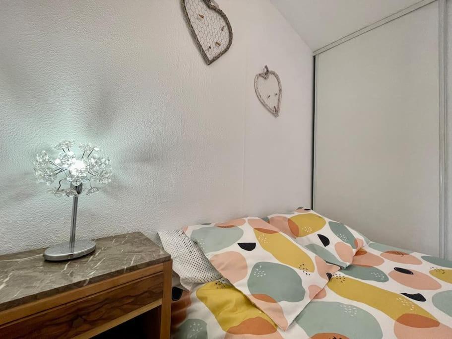 Duplex 70M2 - Vue Cite Medievale - Parking Gratuit Carcassonne Buitenkant foto